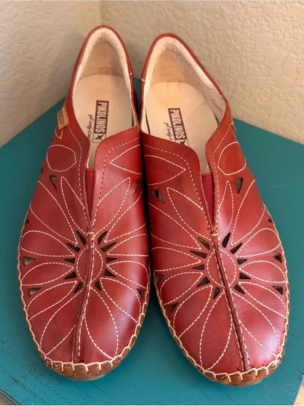 PIKOLINOS Burgundy Leather Slip-On Loafer